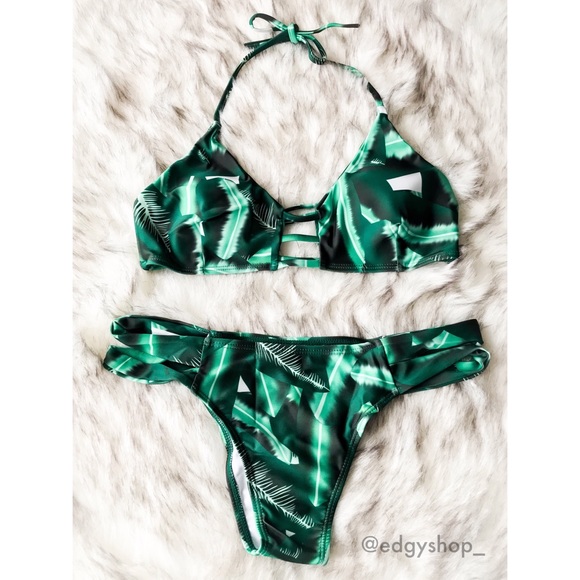 THE EDGY SHOP Other - Strappy Back Halter Bikini